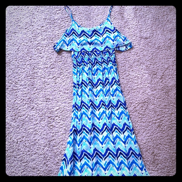 Charlotte Russe Dresses & Skirts - Charlotte Russe maxi dress